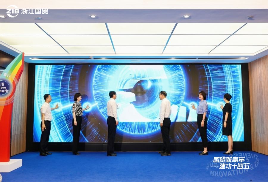 1654490956811406AtBv.jpg 250760738.jpg