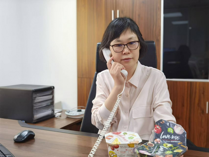 浙江糧油優(yōu)秀黨務(wù)工作者 王燕.jpg